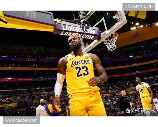 NBA赛季焦点:詹姆斯带领湖人再创辉煌,勇士冲击总冠军的最大挑战