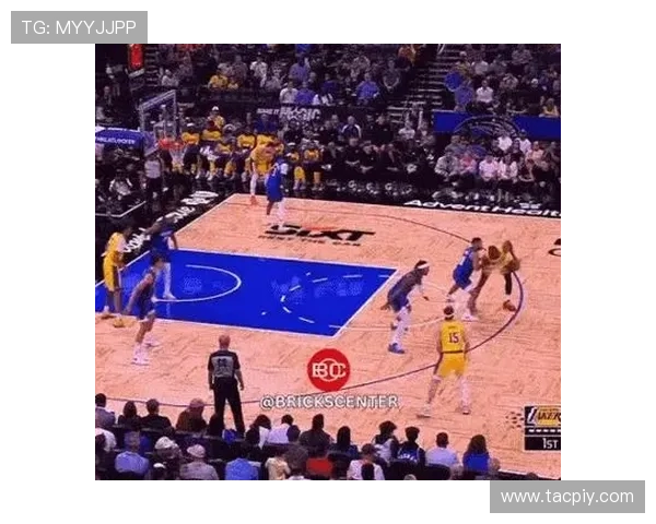 NBA赛季新动态：超级球星伤情更新与交易流言分析